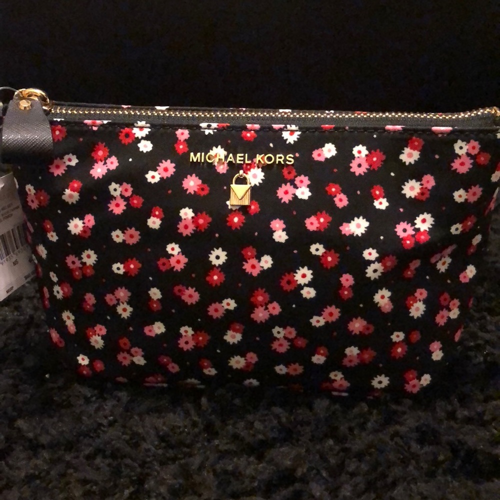 MK Travel Pouch